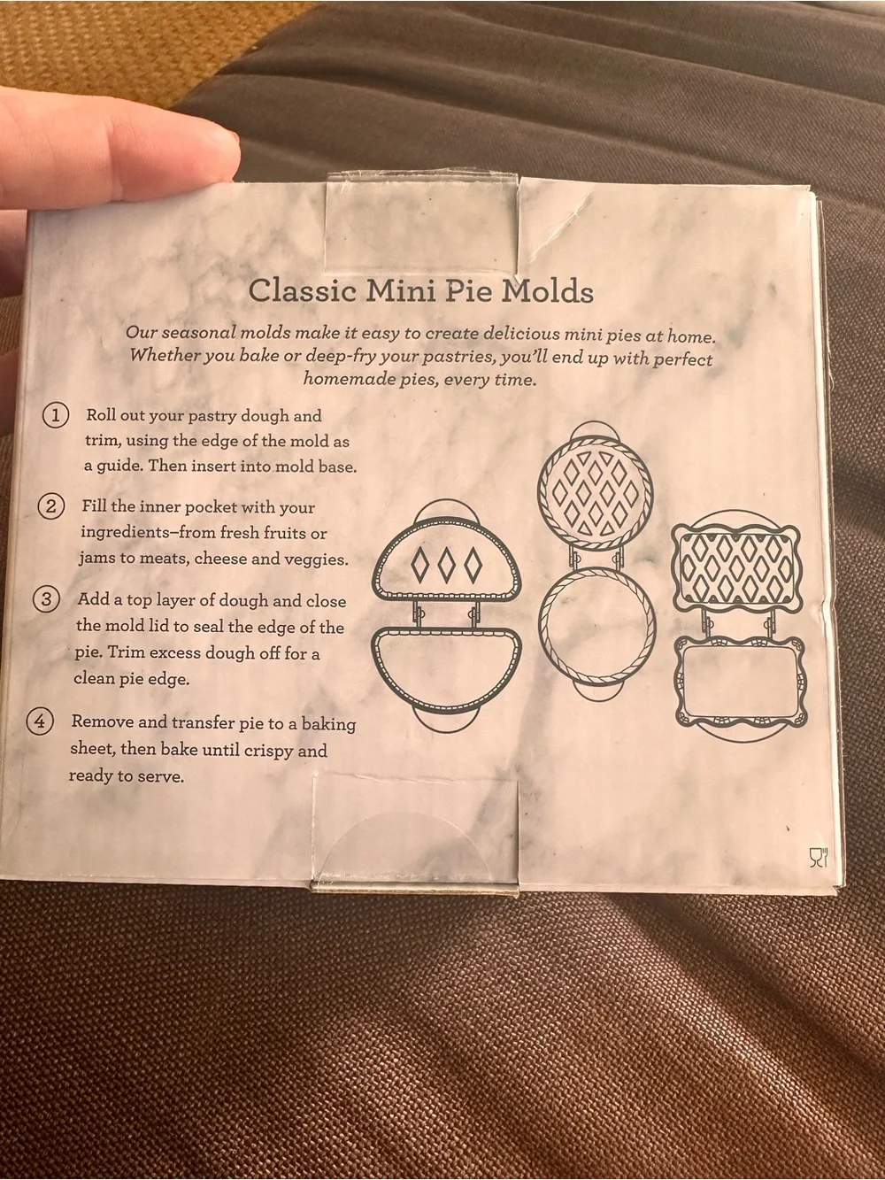 Williams Sonoma Classic Mini Pie Molds